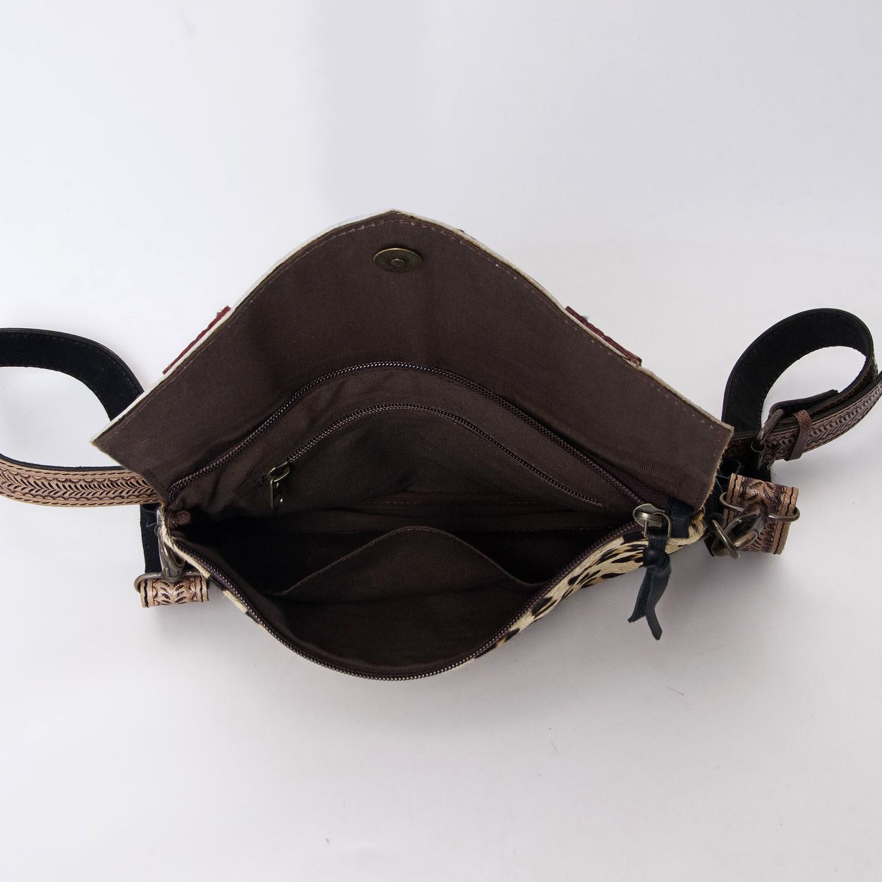 Hushahide Boho Western Fringe Crossbody Bag – Leopard Print with Tooled Leather & Adjustable Strap - HUSHAHIDE